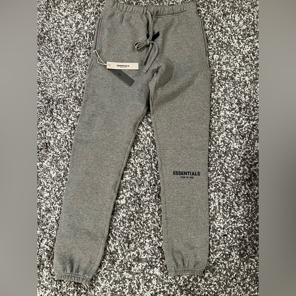 ❌ SOLD Essentials Joggers NWT ❌SOLD - Picture 3 of 4